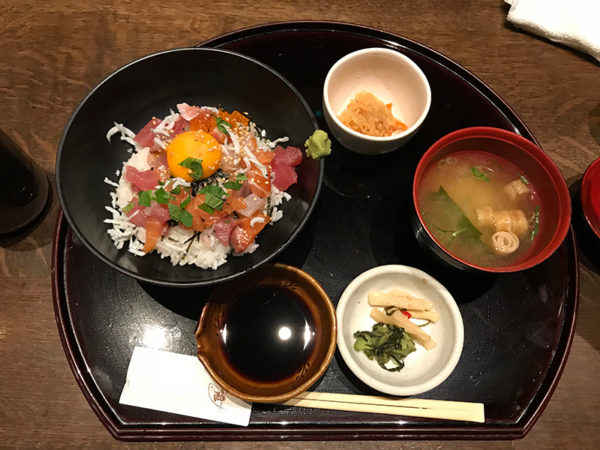 旬和席 うおまん 三ノ宮ミント神戸店 海鮮まかない丼