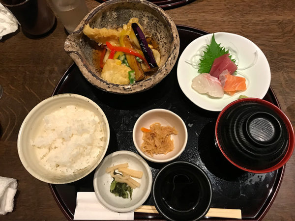 旬和席 うおまん 三ノ宮ミント神戸店 魚定食